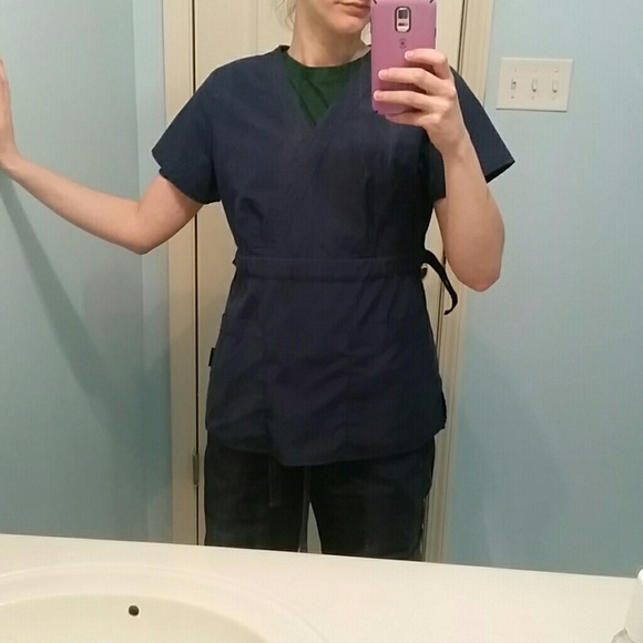 XS Peaches Fitted Scrubs Set Navy - Picture 8 of 8